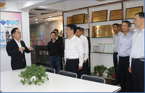 安康市委常委、統(tǒng)戰(zhàn)部部長(zhǎng)寇全安一行來安康德隆公司調(diào)研指導(dǎo)